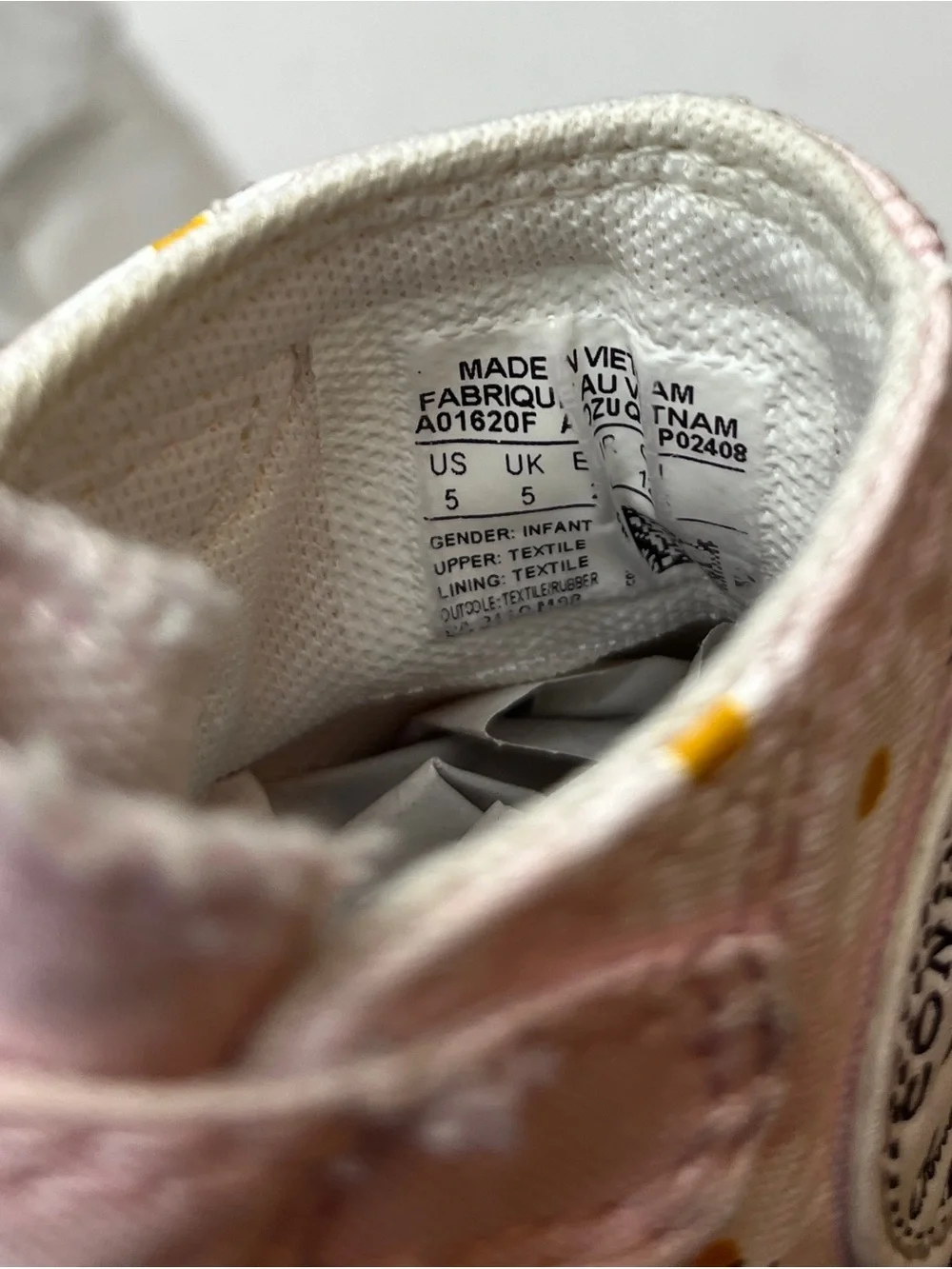 Converse Toddler Chuck Taylor All Star 1V High Top 'Bees' Sneakers Size 5